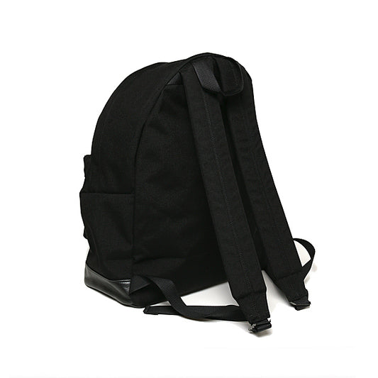  NYLON DAY BAG  